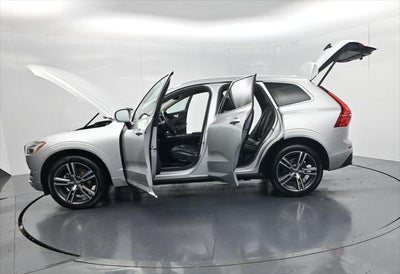 2019 Volvo XC60 T5 Momentum