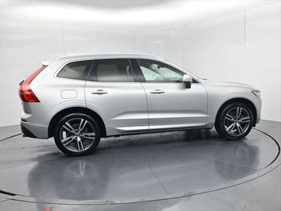 2019 Volvo XC60 T5 Momentum
