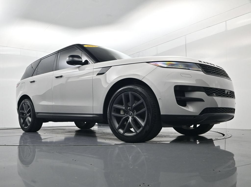 2025 Land Rover Range Rover Sport SE