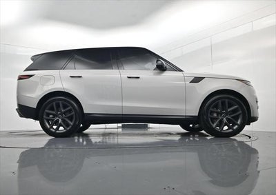 2025 Land Rover Range Rover Sport SE