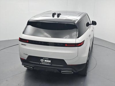 2025 Land Rover Range Rover Sport SE