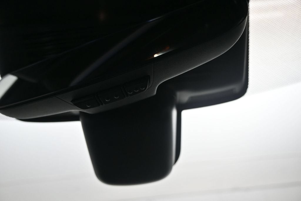 2025 Land Rover Range Rover Velar Dynamic SE