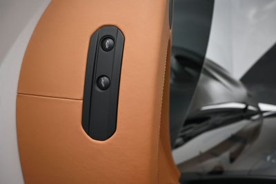 2022 McLaren GT Base