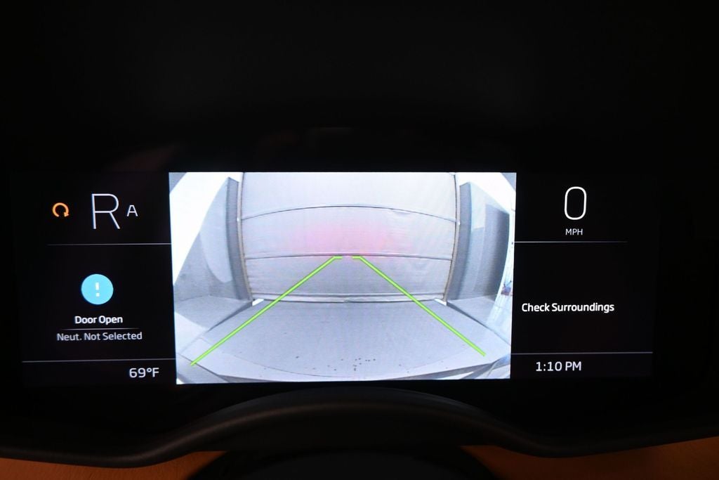 2022 McLaren GT Base