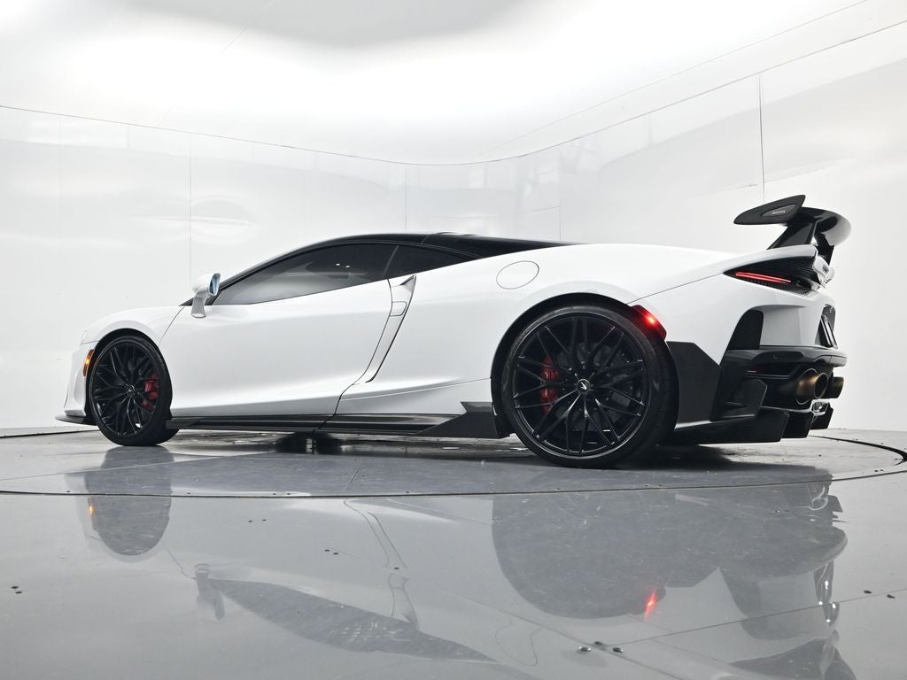 2022 McLaren GT Base
