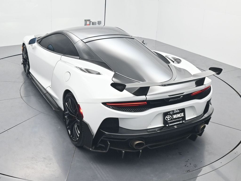 2022 McLaren GT Base