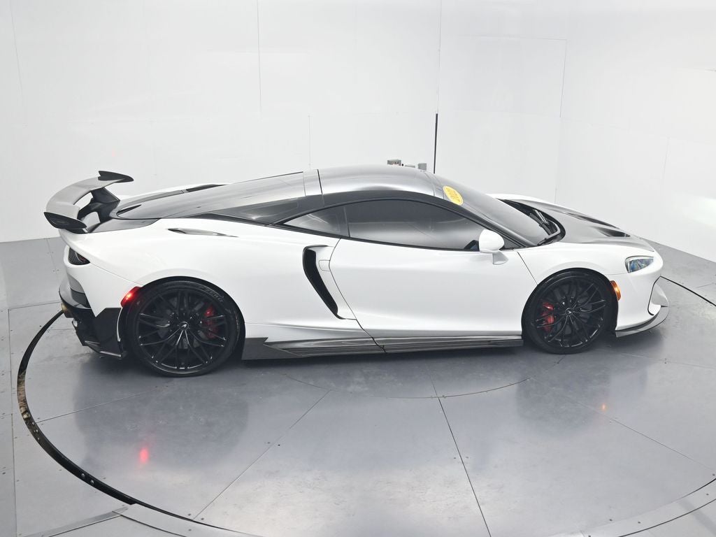 2022 McLaren GT Base