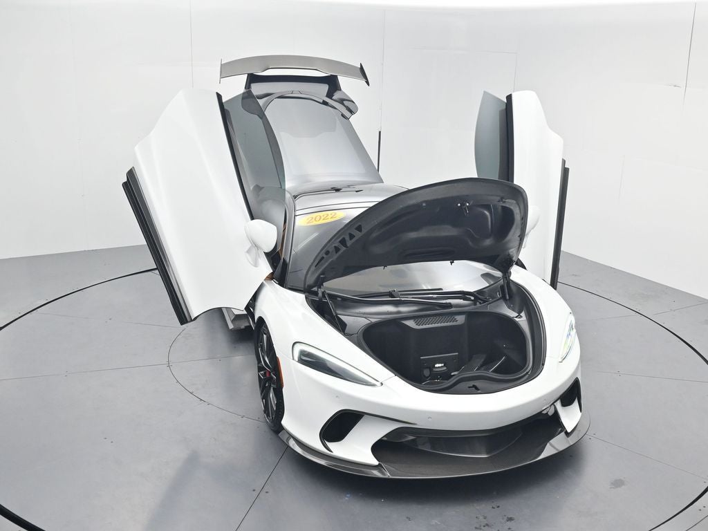 2022 McLaren GT Base