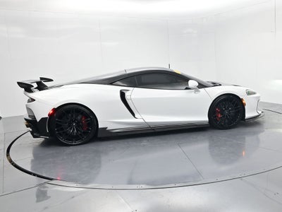 2022 McLaren GT Base