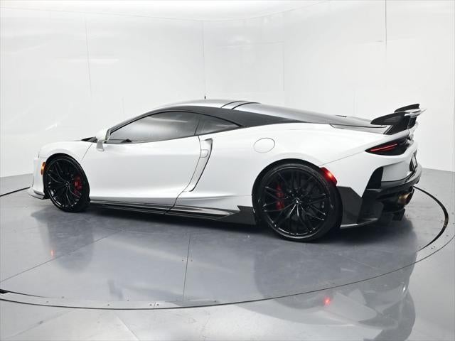 2022 McLaren GT Base