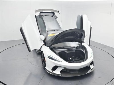 2022 McLaren GT Base