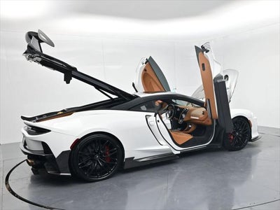 2022 McLaren GT Base