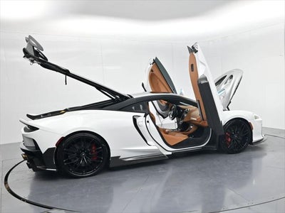 2022 McLaren GT Base