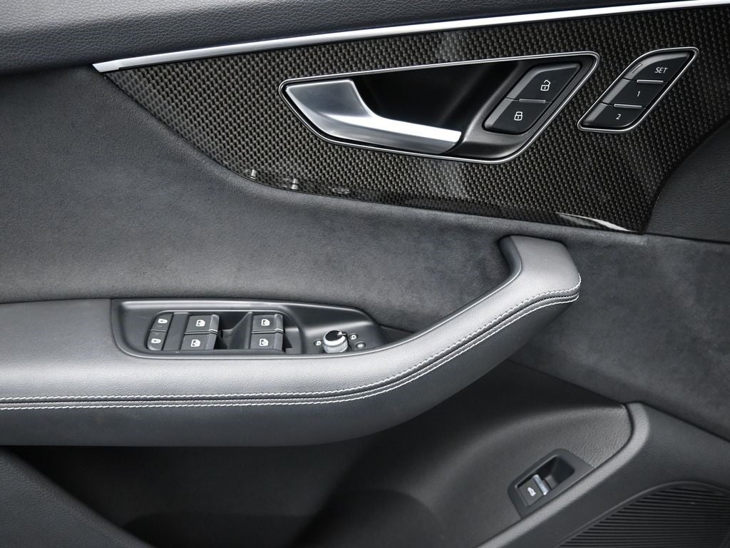 2023 Audi SQ7 Premium Plus quattro