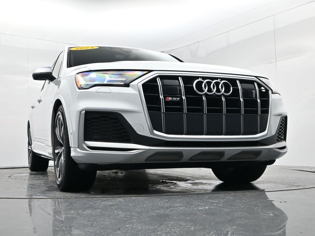 2023 Audi SQ7 Premium Plus quattro