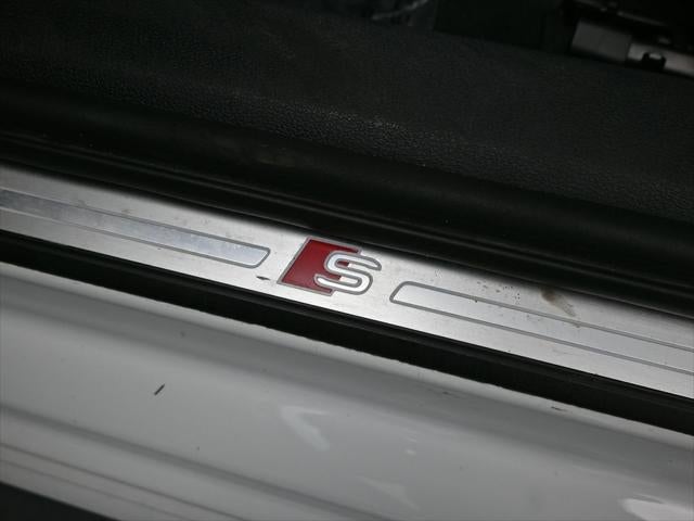 2023 Audi A4 45 S line Premium Plus quattro