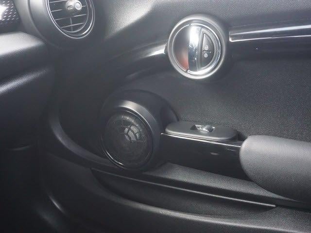2016 MINI Cooper S Base