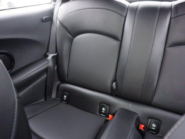 2016 MINI Cooper S Base