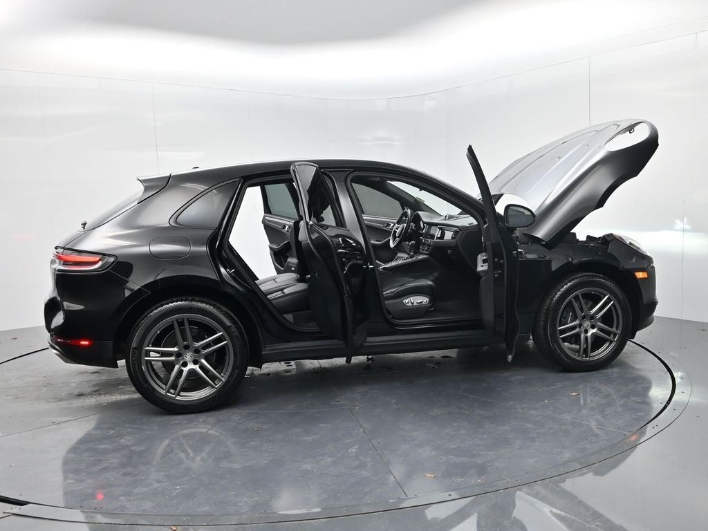 2021 Porsche Macan Base