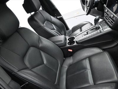 2021 Porsche Macan Base