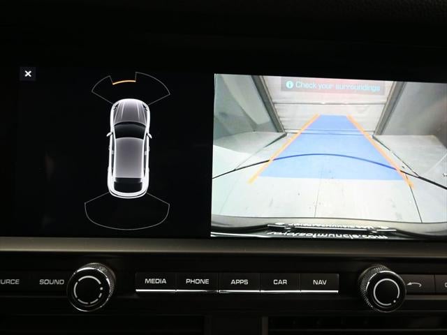 2021 Porsche Macan Base