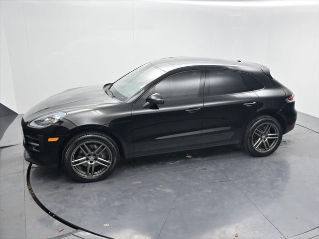 2021 Porsche Macan Base