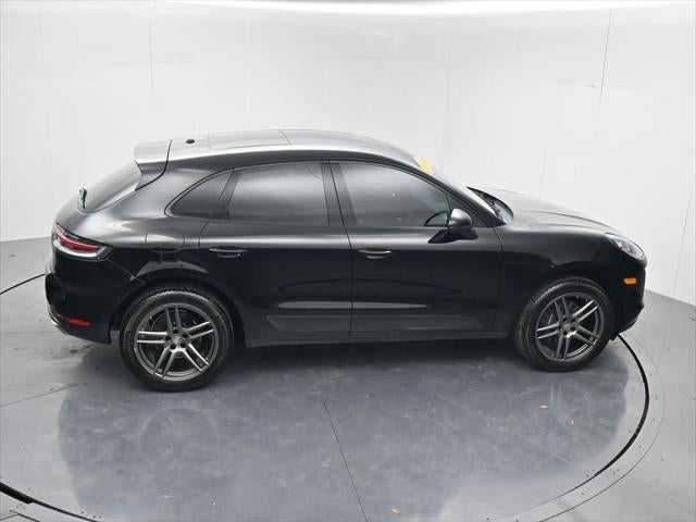 2021 Porsche Macan Base