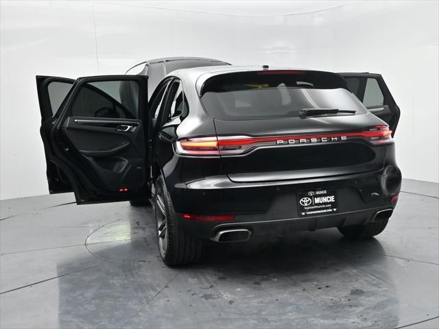 2021 Porsche Macan Base