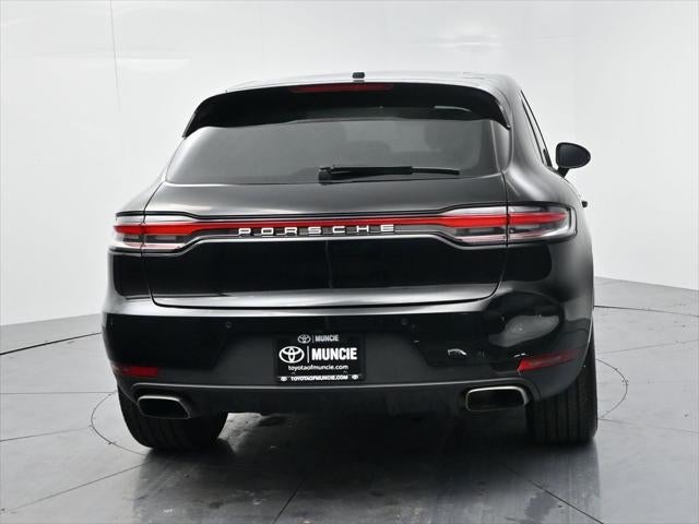 2021 Porsche Macan Base