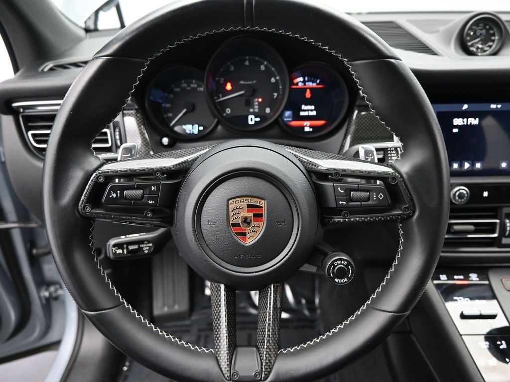 2024 Porsche Macan T