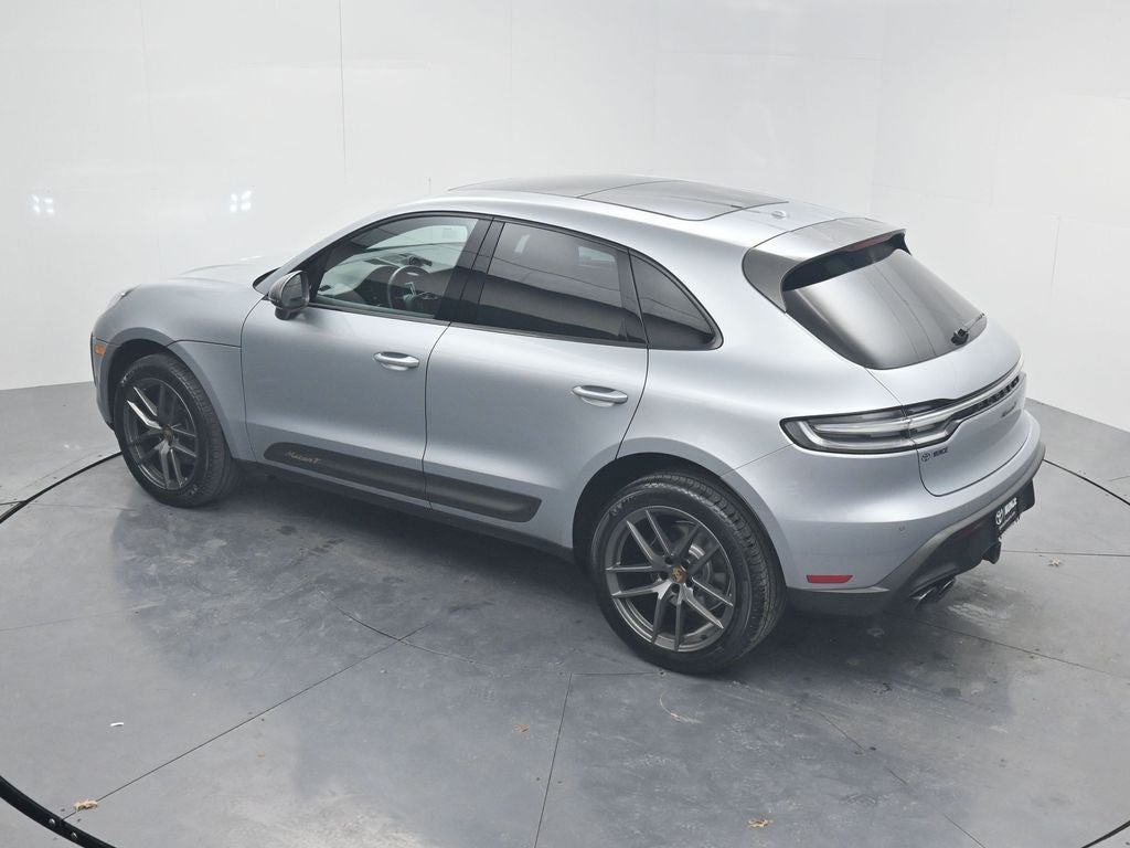 2024 Porsche Macan T