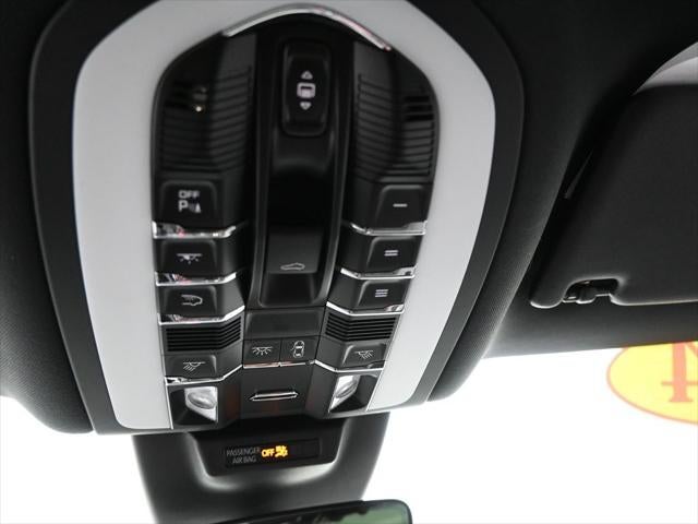 2024 Porsche Macan T