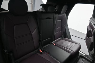 2025 Porsche Cayenne S