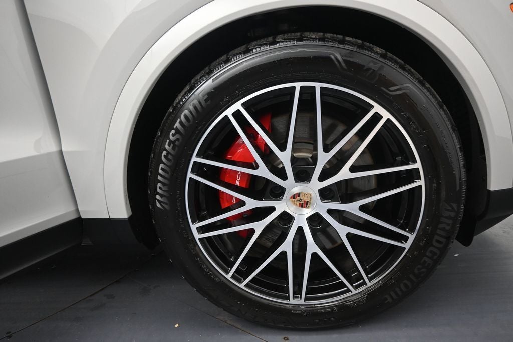 2025 Porsche Cayenne S
