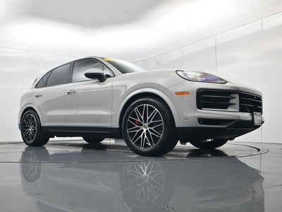 2025 Porsche Cayenne S