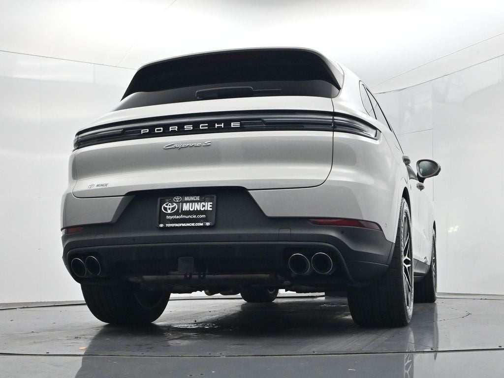 2025 Porsche Cayenne S