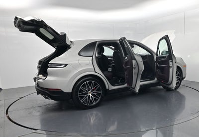 2025 Porsche Cayenne S