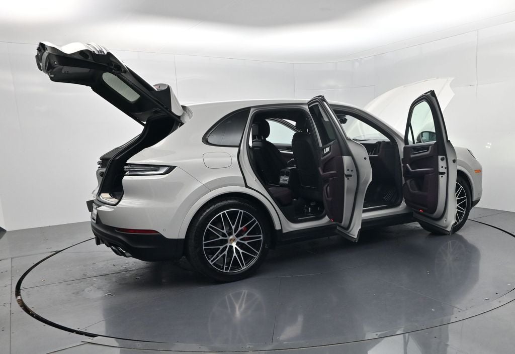 2025 Porsche Cayenne S