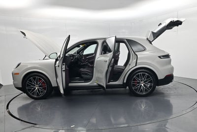 2025 Porsche Cayenne S