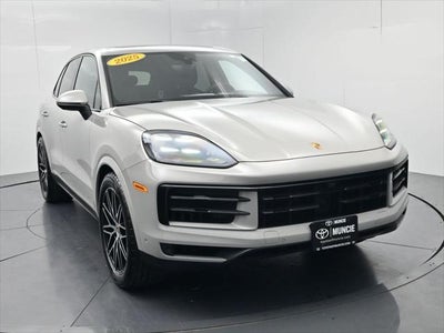 2025 Porsche Cayenne S