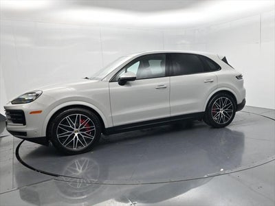 2025 Porsche Cayenne S