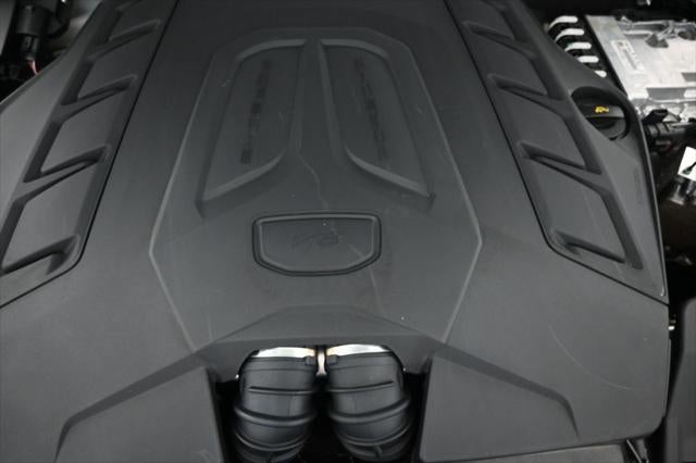 2025 Porsche Cayenne S