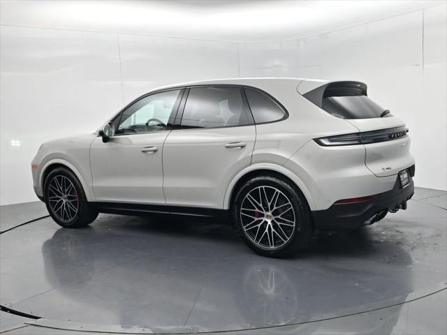 2025 Porsche Cayenne S