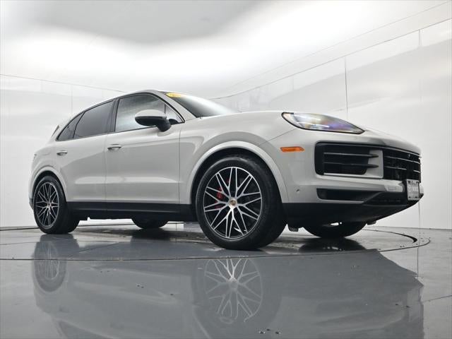 2025 Porsche Cayenne S