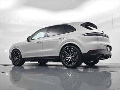 2025 Porsche Cayenne S