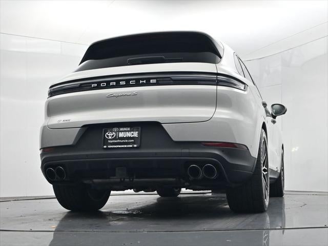 2025 Porsche Cayenne S