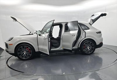 2025 Porsche Cayenne S
