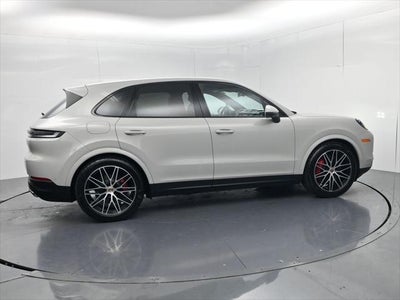 2025 Porsche Cayenne S