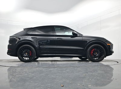 2022 Porsche Cayenne Coupe GTS