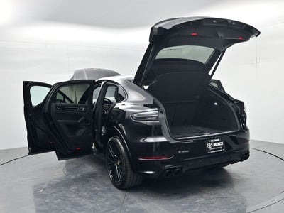 2022 Porsche Cayenne Coupe GTS